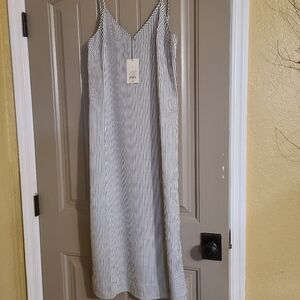 Maxi gray and white striped dress